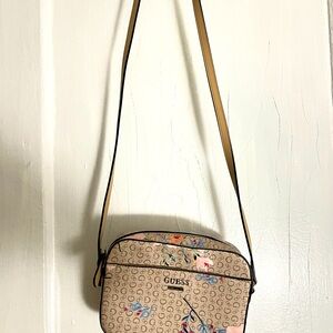 Y2K Guess Brand Crossbody Bag